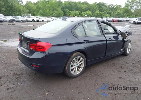 2017 BMW 320I xDrive z USA, uszkodzony, nr VIN WBA8E5G33HNU42803